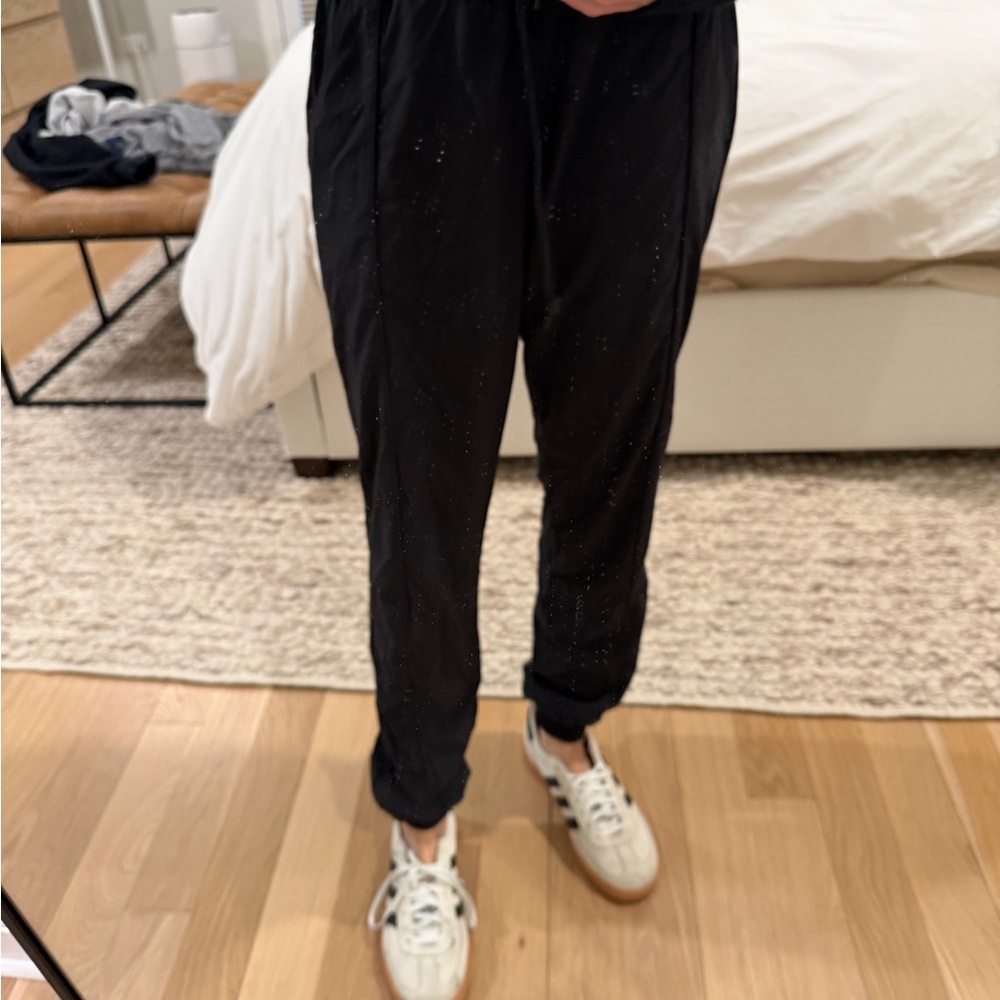 ALO Yoga Black Joggers